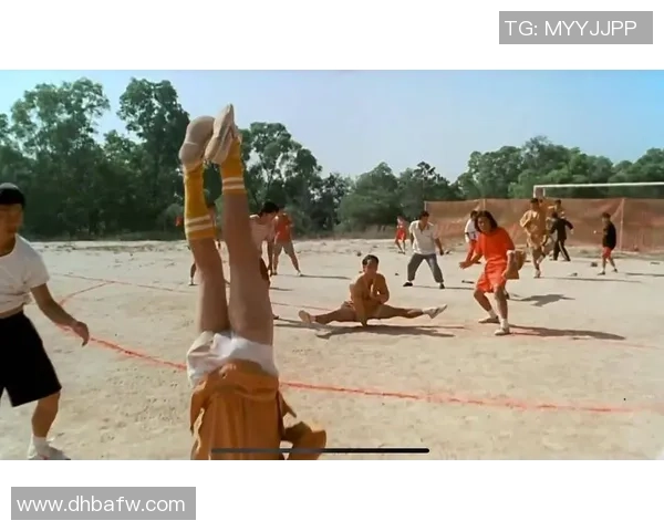 足球明星追逐周星驰的搞笑视频揭示了他们的幽默与热爱 足球明星追逐周星驰的搞笑视频揭示了他们的幽默与热爱