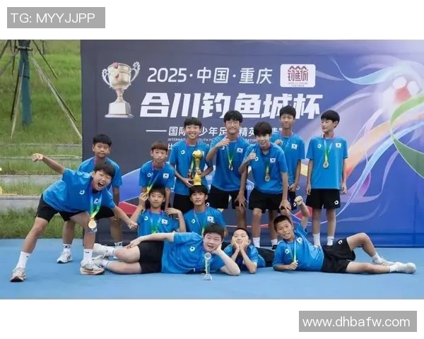 重庆再无足球明星大赛引发热议球迷期待新赛事重燃激情与梦想